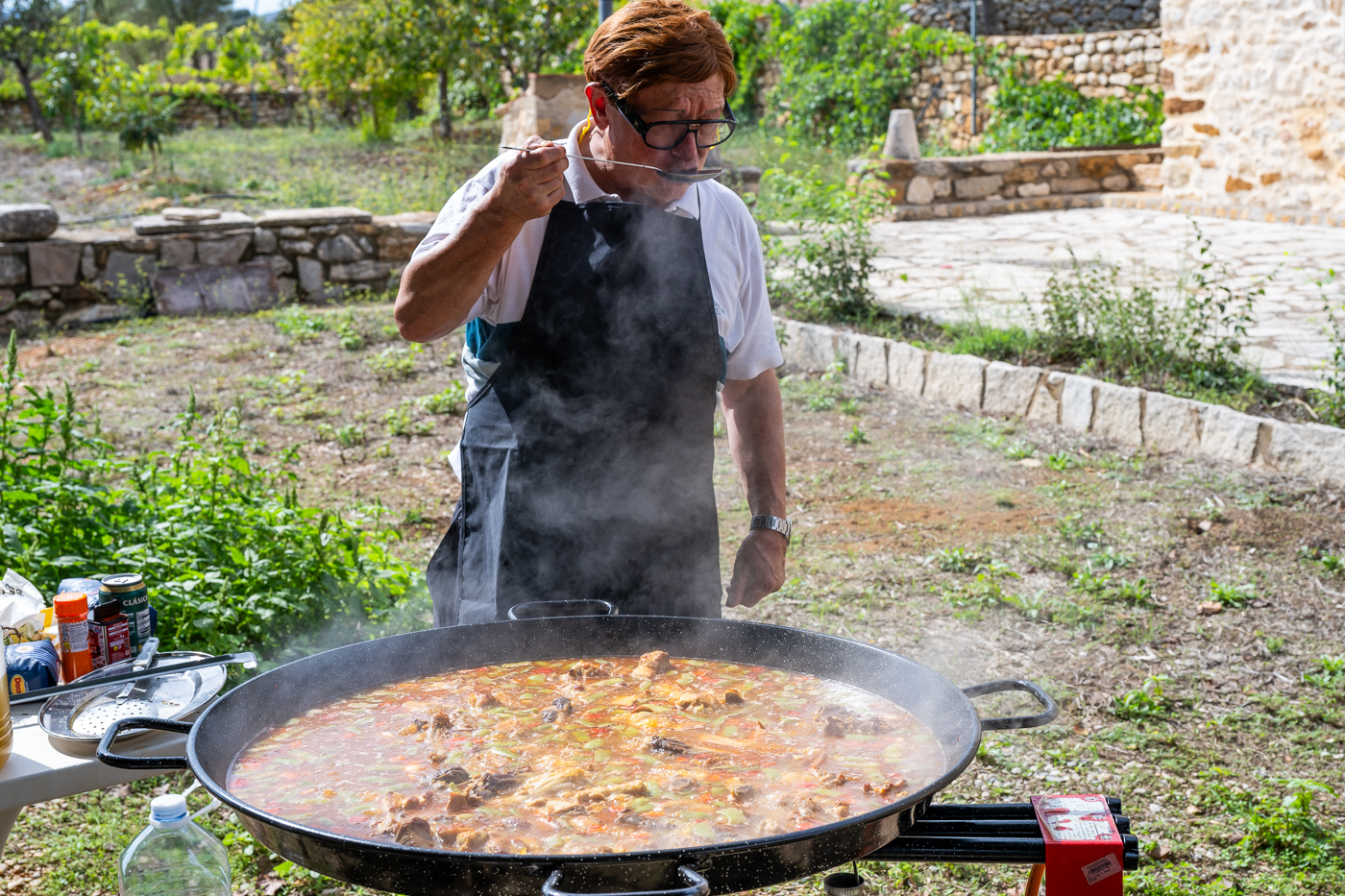 The final tasting of a paella is very important